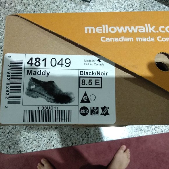 Mellow Walk Shoes - BRAND NEW - Picture 2 of 3